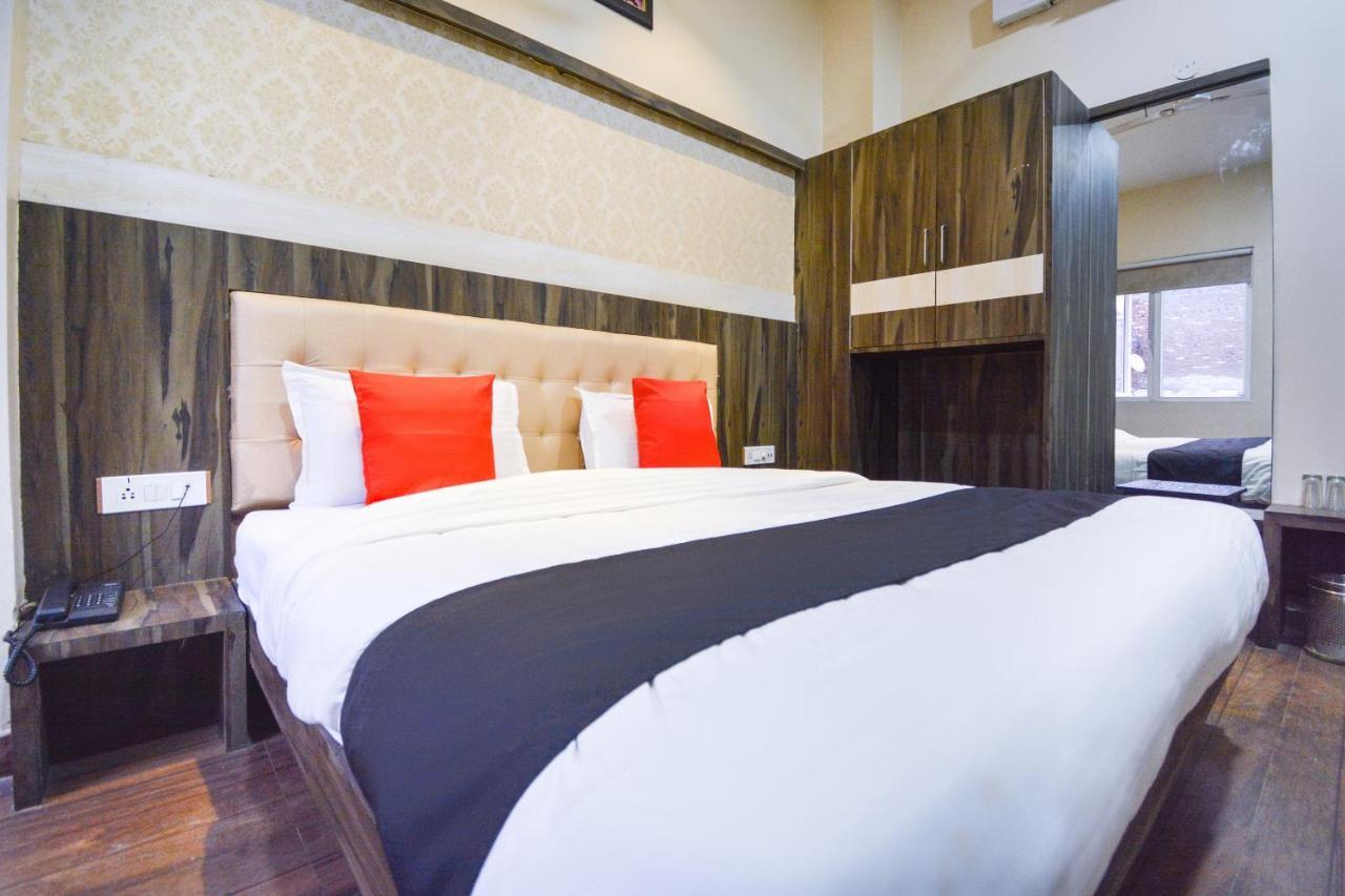 Capital O Moments Inn Amritsar Ngoại thất bức ảnh